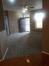 3601 Ponderosa Ct, Unit 8 in Evans, CO - Foto de edificio - Building Photo