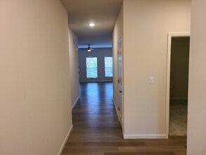 219 Barrington Ridge Ln in Wentzville, MO - Building Photo - Building Photo