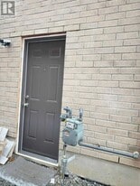 89 Conarty Crois. in Whitby, ON - Building Photo