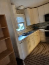 Room in House on Dupree St in Durham, NC - Foto de edificio - Building Photo