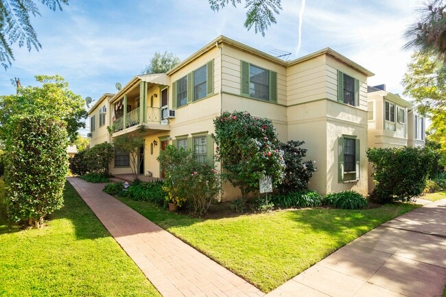 1290 Devon Ave, Unit 1290 in Los Angeles, CA - Building Photo - Building Photo