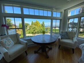 17 Smith Ct in Groton, CT - Building Photo - Building Photo