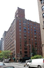 Devonshire House in New York, NY - Foto de edificio - Building Photo