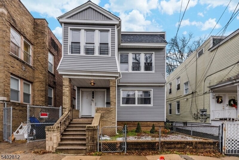 268 Leslie St, Unit 270 in Newark, NJ - Building Photo