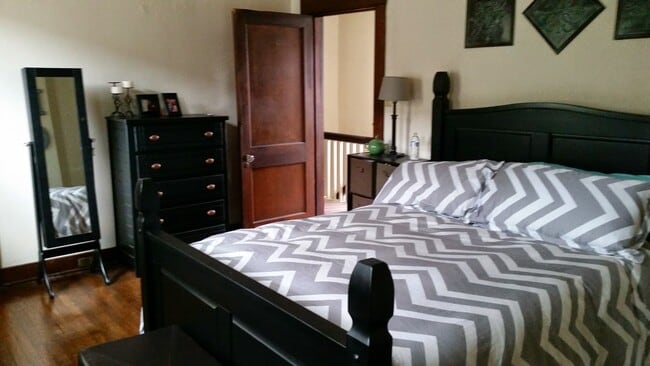 5871 Shady Forbes Ter in Pittsburgh, PA - Foto de edificio - Building Photo