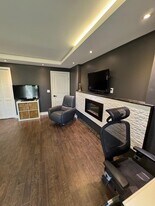 25 Brightway Cres in Richmond Hill, ON - Building Photo