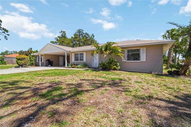 304 Lantana Ave in Sarasota, FL - Building Photo - Building Photo