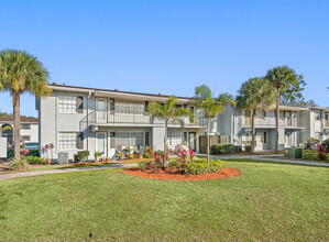 Kara West in Orlando, FL - Foto de edificio - Building Photo