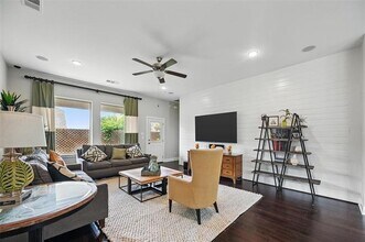 1605 Cedar Crest Dr in Forney, TX - Building Photo - Building Photo