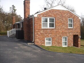 2018 Lebanon Pike, Unit A in Nashville, TN - Building Photo - Building Photo