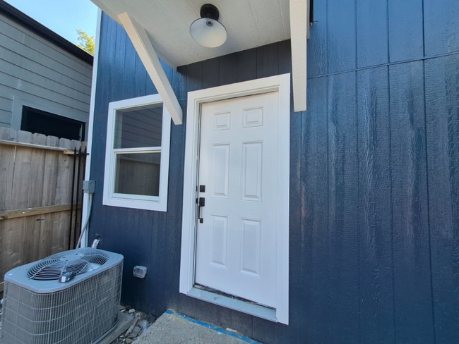3268 Holman St in Houston, TX - Building Photo - Building Photo