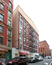 371-373 Broome St in New York, NY - Building Photo - Building Photo