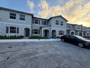 1131 St in Florida City, FL - Building Photo - Building Photo