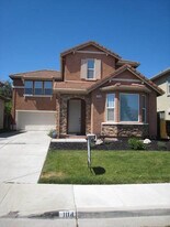 1114 Villaggio Cir in Vacaville, CA - Building Photo