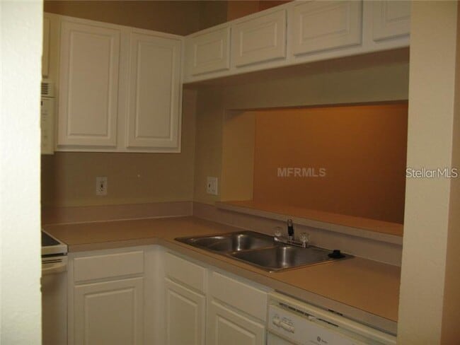 2922 Greenwood Springs Loop in Lake Mary, FL - Building Photo - Building Photo