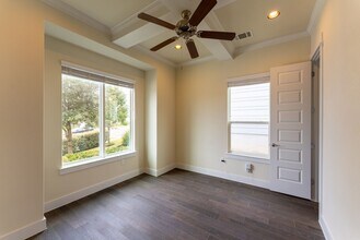 13008 Armaga Springs Rd in Austin, TX - Building Photo - Building Photo