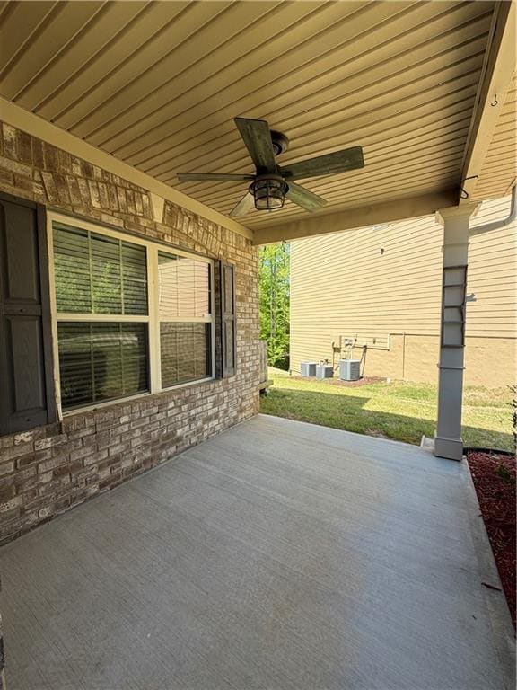 4805 Carriage Bridge Ln in Cumming, GA - Foto de edificio - Building Photo