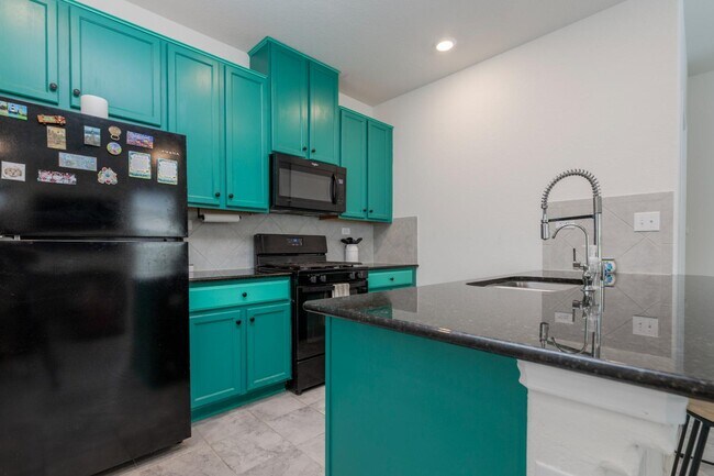 6422 Hibiscus Falls in San Antonio, TX - Building Photo - Building Photo