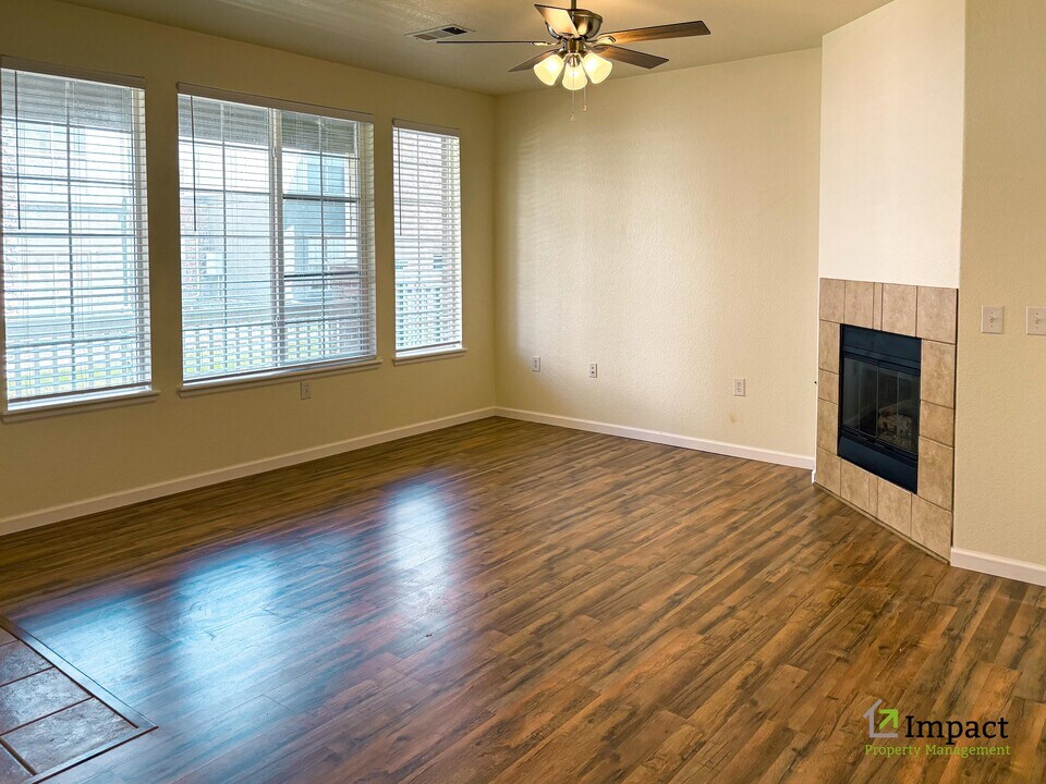 16071 E Geddes Dr in Aurora, CO - Building Photo