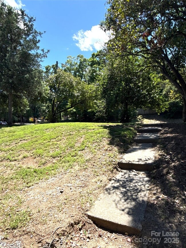 property at 10949 Park Rd