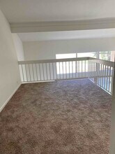 38916 Pso De Oro in Murrieta, CA - Foto de edificio - Building Photo