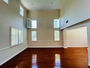 26421 Partridge Dr in Santa Clarita, CA - Building Photo - Building Photo