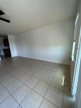 8358 Kelsall Dr in Orlando, FL - Building Photo - Building Photo