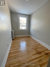 4 Russell St E in Smiths Falls, ON - Building Photo - Building Photo