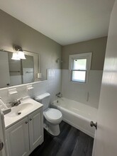 477 Mueller Ave in Ferguson, MO - Building Photo - Building Photo