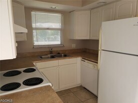 1103 SW 48th Terrace in Cape Coral, FL - Building Photo