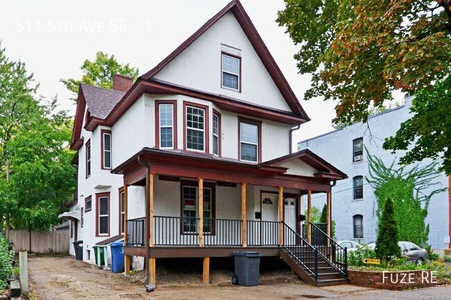 property at 511 5th Ave SE