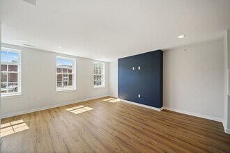 5 N Walnut St in West Chester, PA - Building Photo - Building Photo
