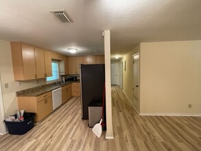 4232 NW 22nd Terrace in Gainesville, FL - Building Photo - Building Photo
