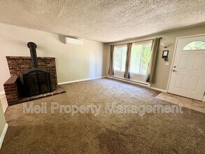 711 Grandview Ave in Shelton, WA - Building Photo - Building Photo