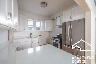 3248 W 25th St in Chicago, IL - Building Photo