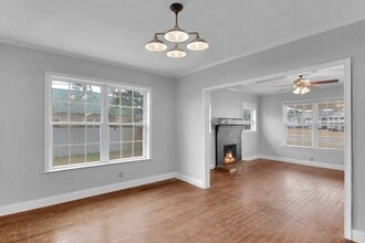 648 W Plum St in Jesup, GA - Building Photo - Building Photo