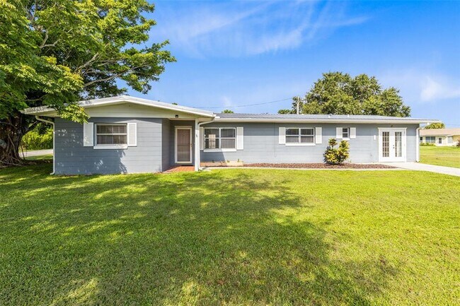 property at 10 Carolina Ave