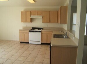 3120 Wild Turkey Ln in Pearland, TX - Building Photo - Building Photo