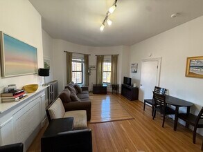 670 Tremont St, Unit 7 in Boston, MA - Building Photo - Building Photo