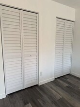 1501 NW 90th Way in Pembroke Pines, FL - Building Photo - Building Photo