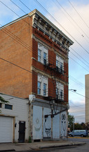 1622-1626 Linn St in Cincinnati, OH - Foto de edificio - Building Photo