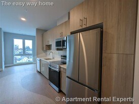 10 Inner Belt Rd in Somerville, MA - Building Photo