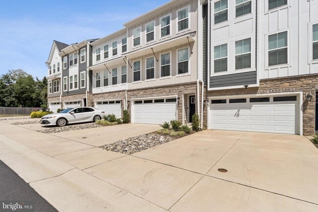 3817 Drayton Ct in Fredericksburg, VA - Building Photo - Building Photo