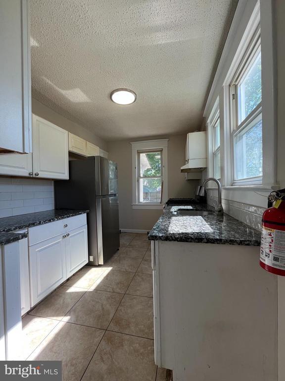 208 Homecrest Ave in Ewing Township, NJ - Building Photo - Building Photo