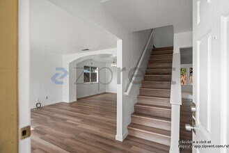 2215 Jenni Ln in Tracy, CA - Building Photo - Building Photo