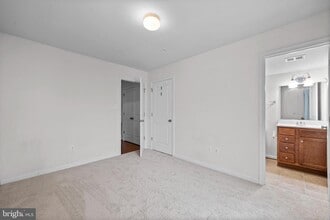 23177 Ambrosia Ln in California, MD - Building Photo - Building Photo