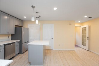 184 New York Ave in Jersey City, NJ - Building Photo - Building Photo