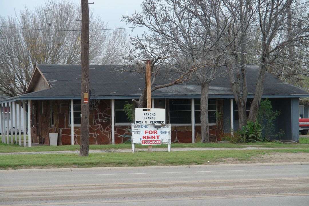 Rancho Grande in Edinburg, TX - Building Photo