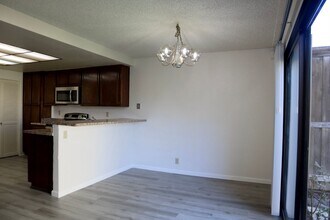 34888 Sea Cliff Terrace in Fremont, CA - Building Photo - Building Photo