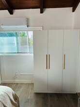 2707 Cridge St, Unit B in Riverside, CA - Foto de edificio - Building Photo